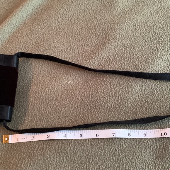 Cute black, velvet crossbody dress purse. Approx 4 1/2” x 5”. Strap approx 25” - Picture 4 of 10
